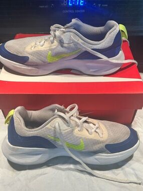 Nike Wear All Day Sneakers - 4Y